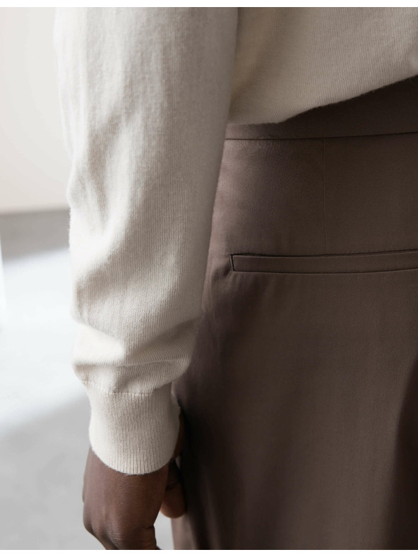 Marks & Spencer Marks & Spencer szuper könnyű chino nadrág, enyhén szűkített szabás barna