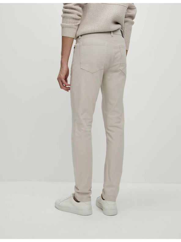 Marks & Spencer Sztreccs farmer 360 fokos rugalmassággal, szűkített szabás, Marks & Spencer bézs