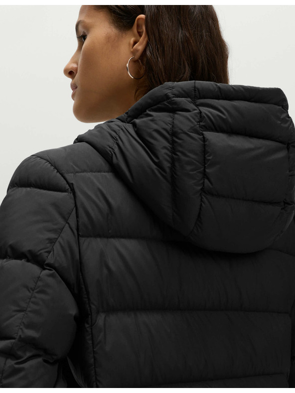 Marks & Spencer Marks & Spencer fekete toll- és pehelypihés takaróhuzat kapucnival