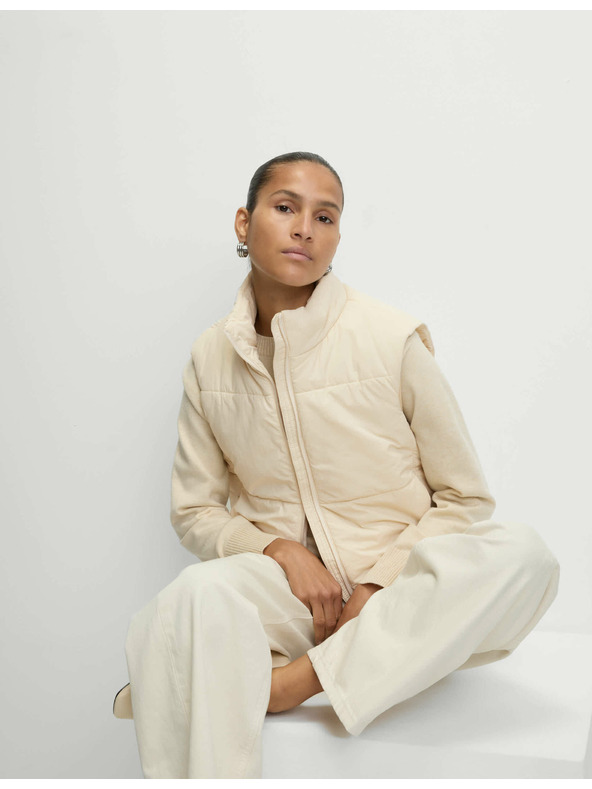 Marks & Spencer Marks & Spencer Thermowarmth™ technológiás rövid steppelt mellény bézs