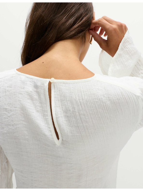 Marks & Spencer Csipkés texturált blúz kerek nyakkivágással Marks & Spencer törtfehér