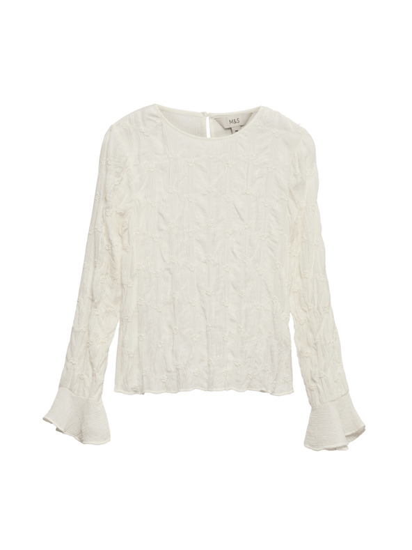 Marks & Spencer Csipkés texturált blúz kerek nyakkivágással Marks & Spencer törtfehér