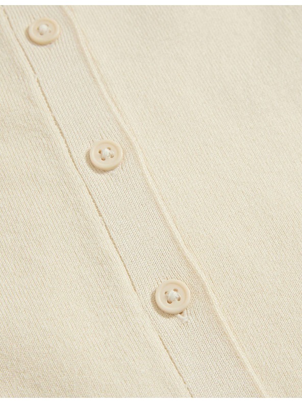 Marks & Spencer Marks & Spencer kerek nyakú kardigán elöl gombokkal tejszínes