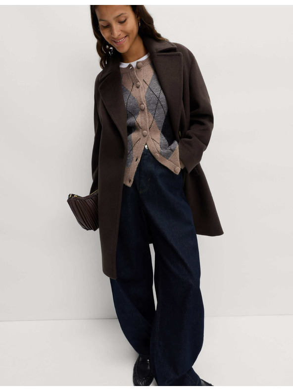 Marks & Spencer Egy soros enyhén karcsúsított kabát Marks & Spencer barna