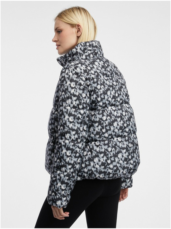 Orsay ORSAY szürke és fekete női mintás steppelt kabát