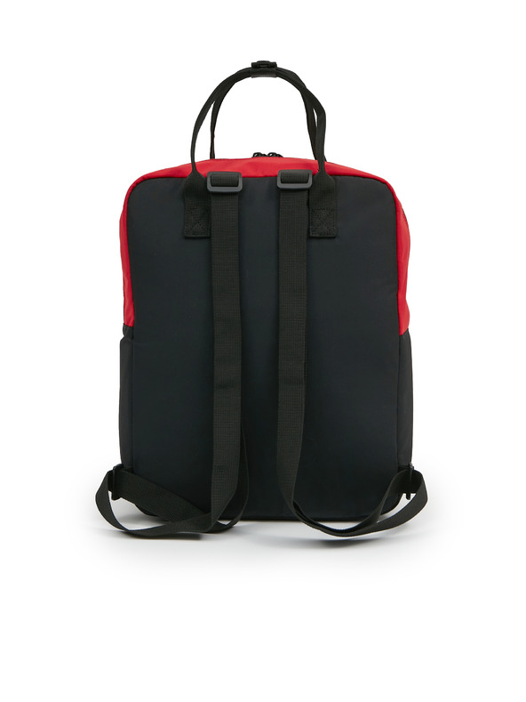 Sam 73 Fekete és piros női hátizsák SAM 73 Avon