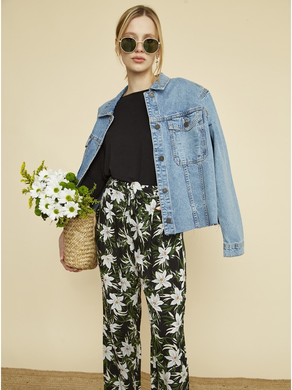 ZOOT.lab Zöld és fekete női virágos nadrág ZOOT.lab Ena zöld és fekete női virágos nadrág ZOOT.lab