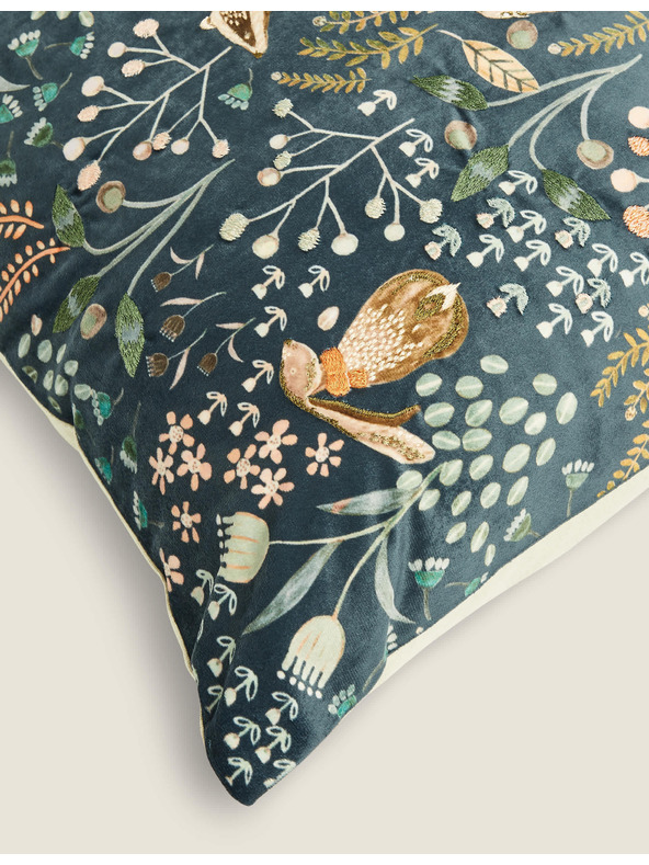 Marks & Spencer Marks & Spencer hímzett párnácska erdei motívummal sötétkék