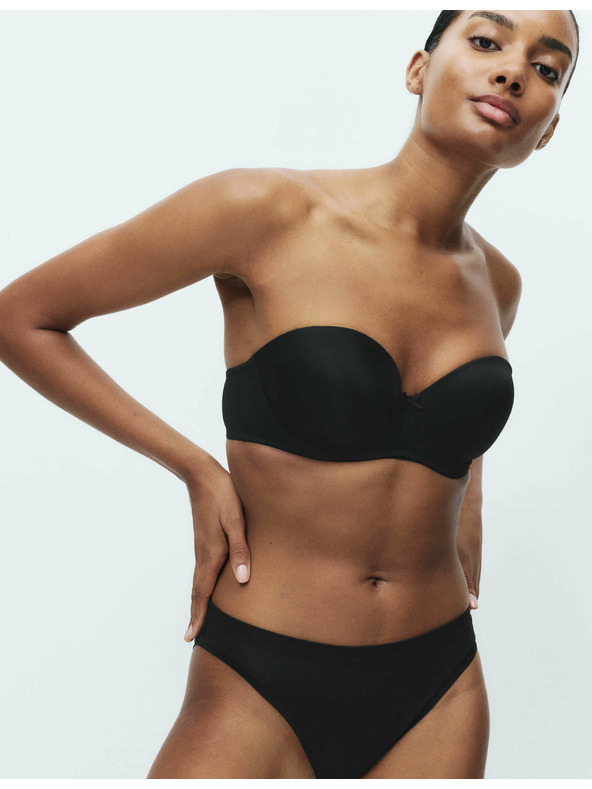 Marks & Spencer Párnázott melltartó, többféle viselet, méretezés. A-E, 2 db Marks & Spencer fekete