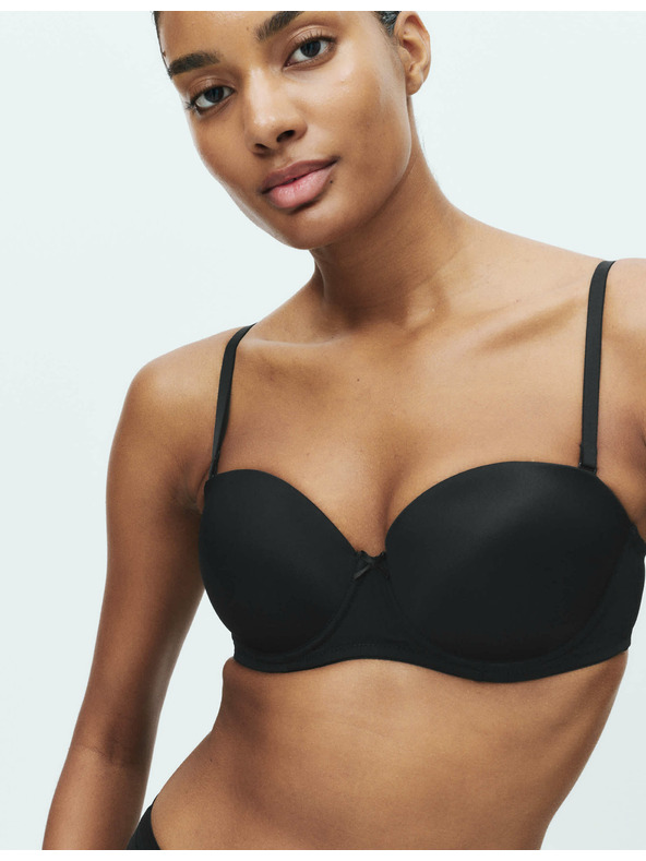 Marks & Spencer Párnázott melltartó, többféle viselet, méretezés. A-E, 2 db Marks & Spencer fekete