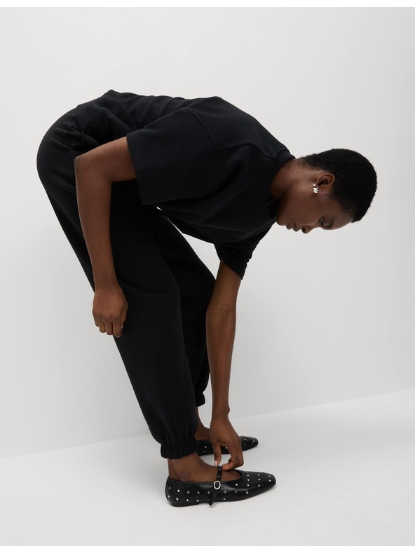 Marks & Spencer Mandzséta végű melegítőnadrág magas pamuttartalommal és húzózsinórral, Marks & Spencer fekete