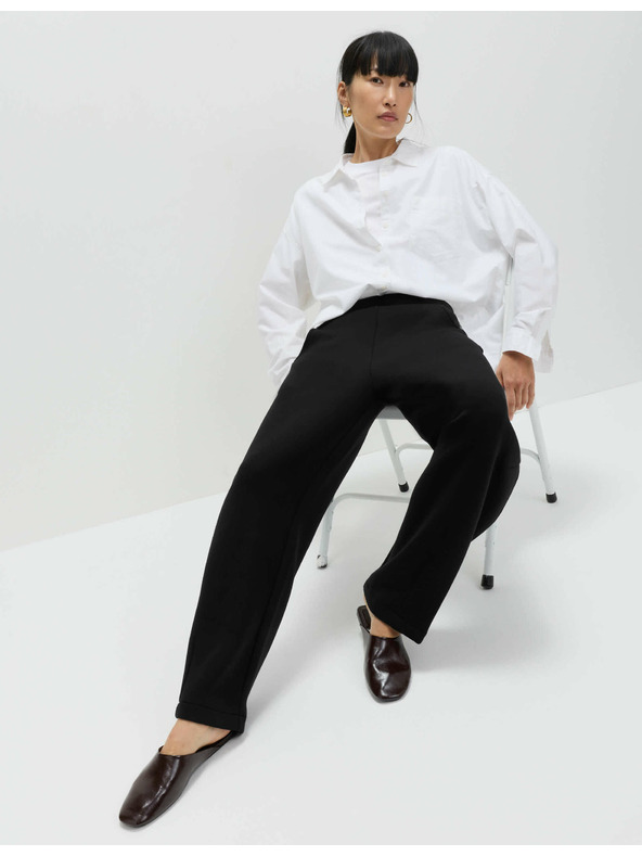 Marks & Spencer Testhez álló melegítőnadrág Marks & Spencer fekete