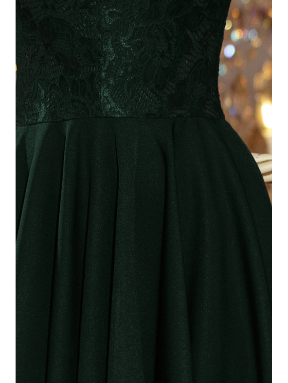 numoco NICOLLE - Exkluzív csipkés ruha - sötétzöld