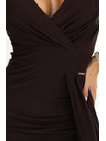 numoco Elegáns hosszú ruha átlapolt dekoltázzsal és oldalhasítékkal - csokoládébarna