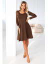 numoco IVANA kényelmes trapéz ruha dekoltázzsal és hosszú ujjal - csokoládébarna