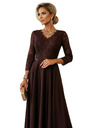 numoco AMBER Elegáns hosszú csipke ruha kivágással - csokoládébarna