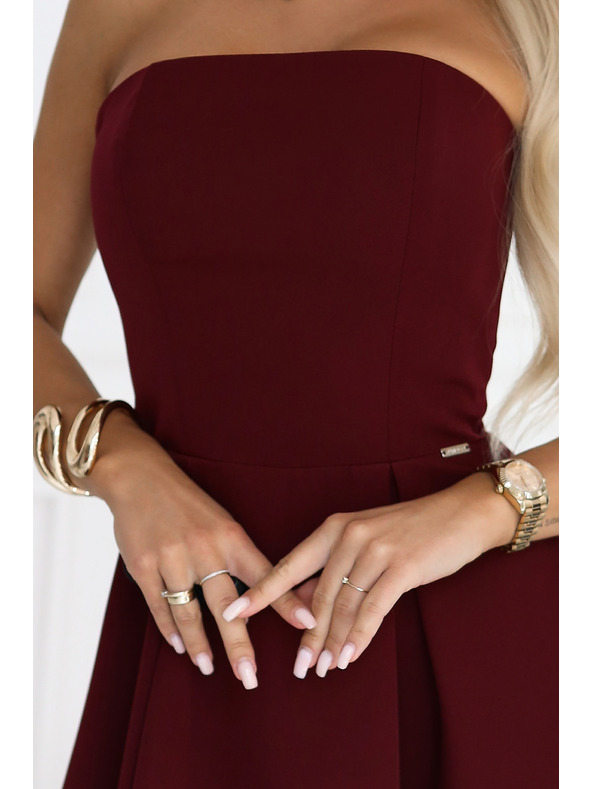 numoco VIVIENNE Fűzős bővülő midi ruha különleges alkalomra - bordó