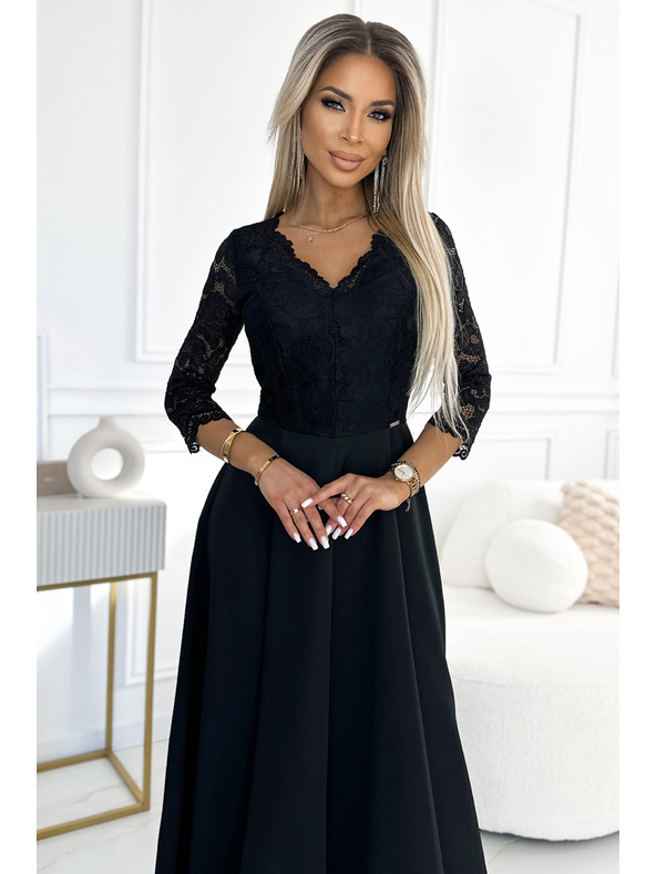 numoco AMBER csipkés, elegáns hosszú ruha kivágással és lábrésznél hasítékkal - fekete