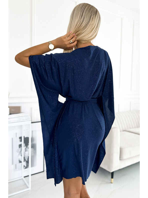 numoco SOFIA Pillangó ruha derékövvel - sötétkék csillogással