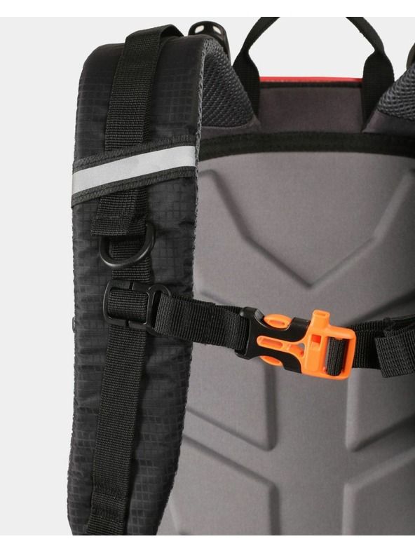 Kilpi Kilpi RISE 30-U unisex freeride hátizsák Fekete