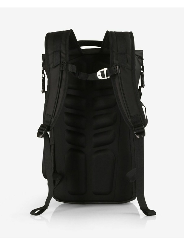 Kilpi Kilpi NUEVO 15-U városi hátizsák Fekete