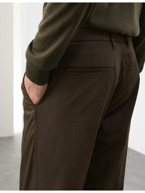 Marks & Spencer Szuper könnyű chino nadrág, normál szabás Marks & Spencer zöld