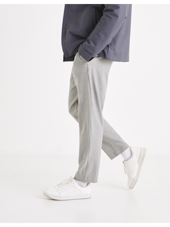 Celio Szürke Celio 24H Avoclair férfi nadrág szürke színben