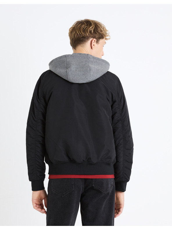 Celio Kapucnis bomber dzseki Fujameshoo