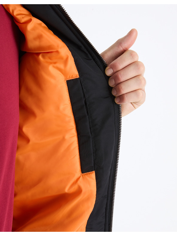 Celio Kapucnis bomber dzseki Fujameshoo