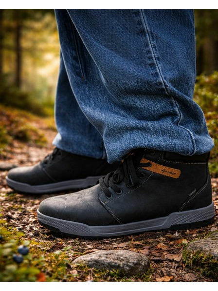 Kilpi Férfi szabadidős sportcipő Kilpi LOMAR HIGH WP-M Fekete