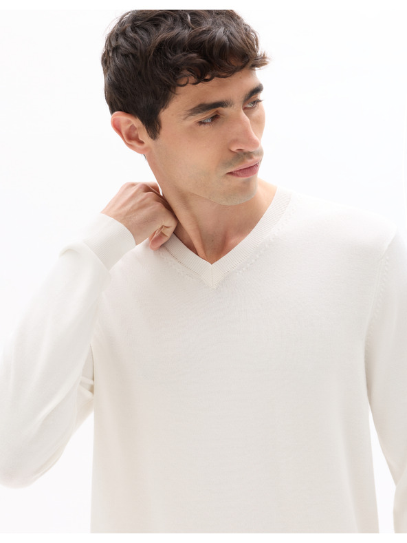 Celio Neviskozv pulóver