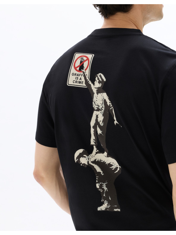 Celio Banksy póló