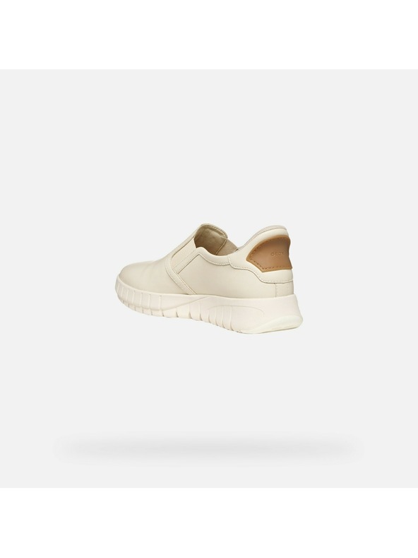 Geox Krémszínű Geox Flextride Plus Fast in női edzőcipő