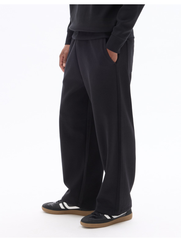 Celio Mobis laza melegítőnadrág