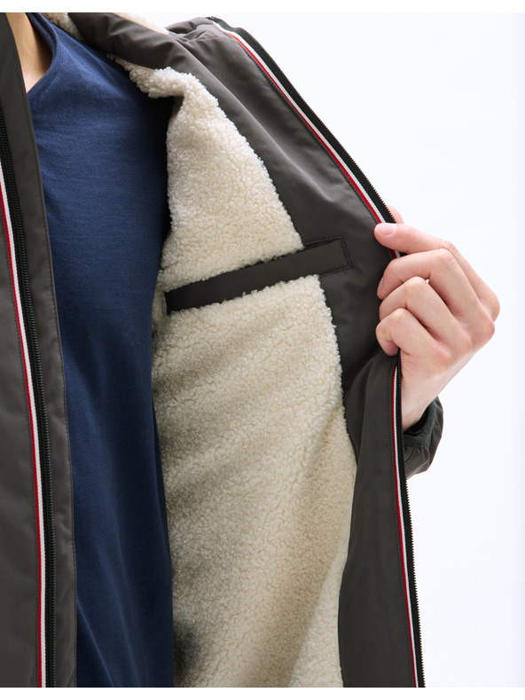 Celio Mutekshrt dzseki