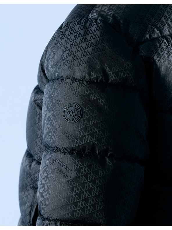 Celio Chamonix-Mont-Blanc pihés kabát