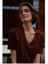 Moodo Barna top V-nyakkivágással Moodo