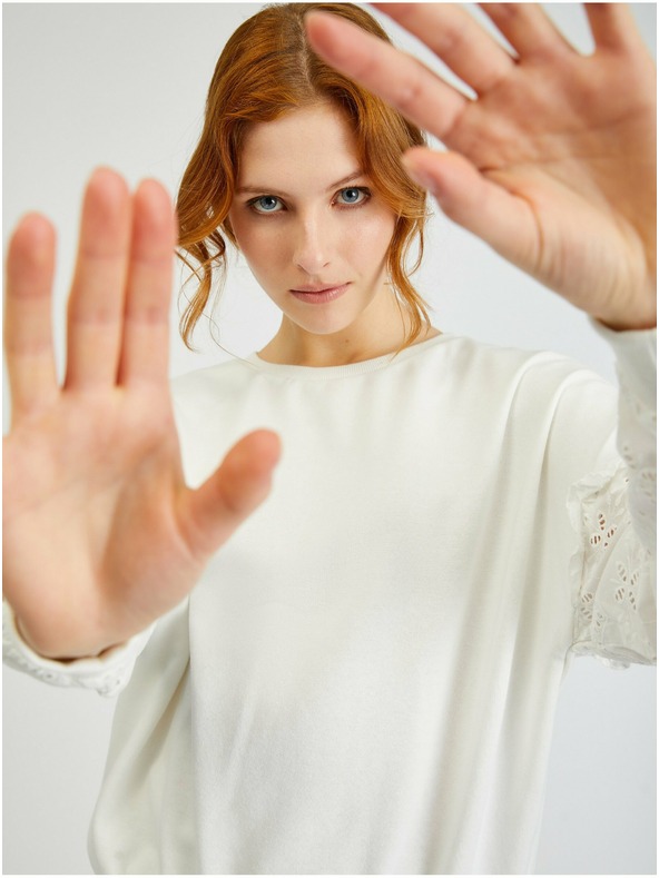 Orsay ORSAY fehér női pulóver díszített ujjakkal