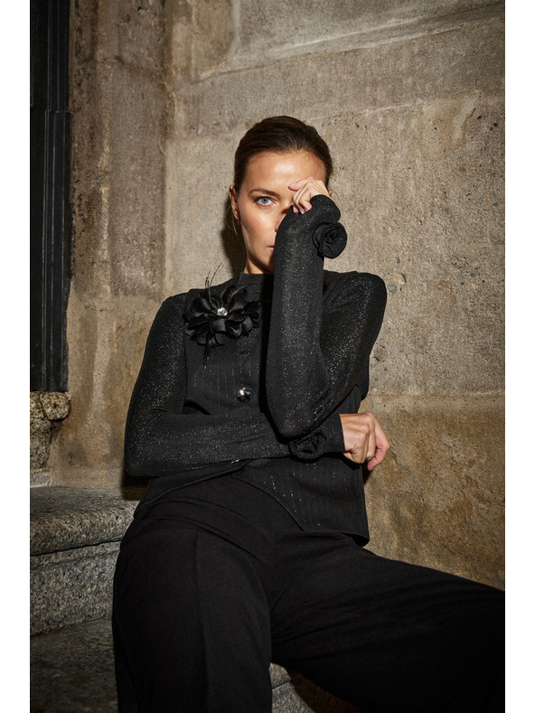 Moodo Textil virágos bross fekete Moodo