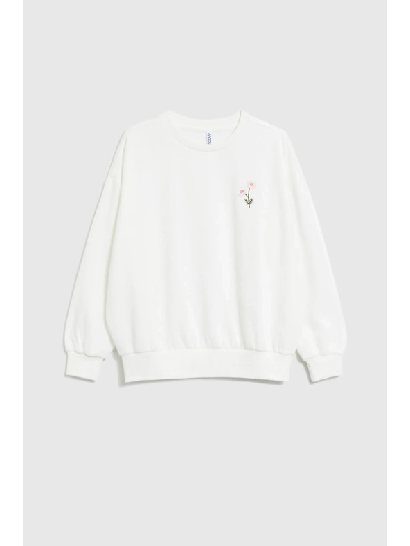 Moodo Fehér hímzett virágos felső Moodo