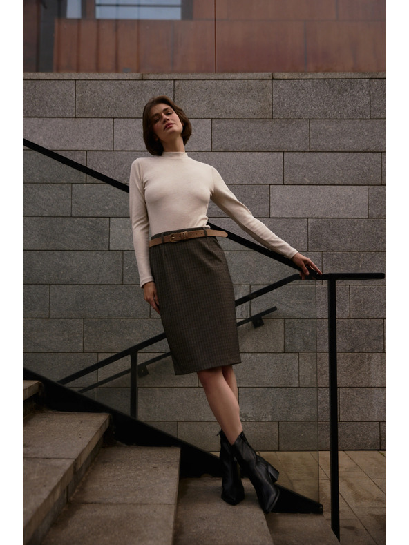 Moodo Bézs felső gallérral Moodo