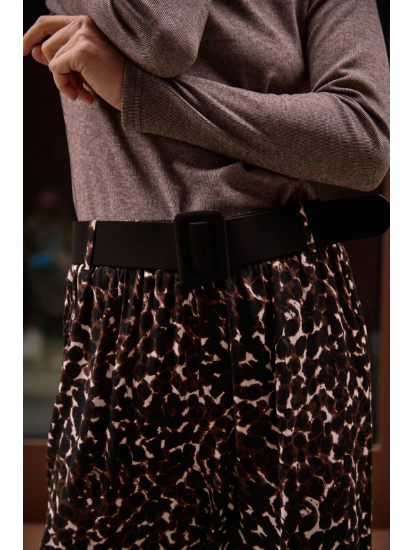 Moodo Barna póló álló gallérral Moodo