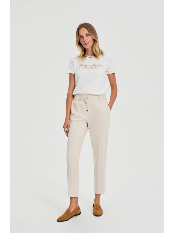 Moodo Fehér Moodo felső felirattal