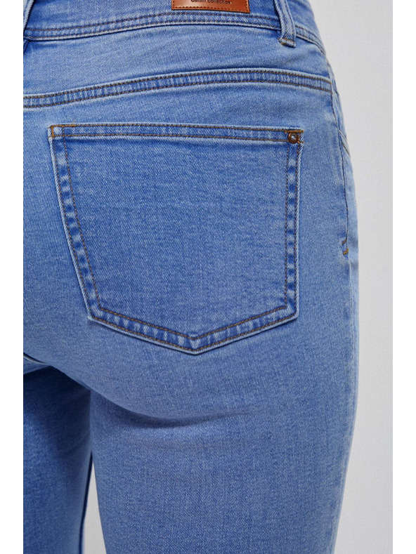 Moodo Kék közepes derekú farmer szárfüggő gombokkal Moodo