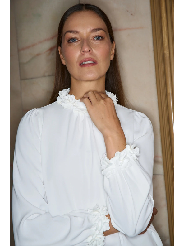 Moodo Fehér díszes kivágású ing Moodo