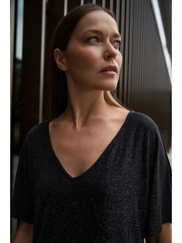 Moodo Fekete kétféleképpen viselhető blúz Moodo