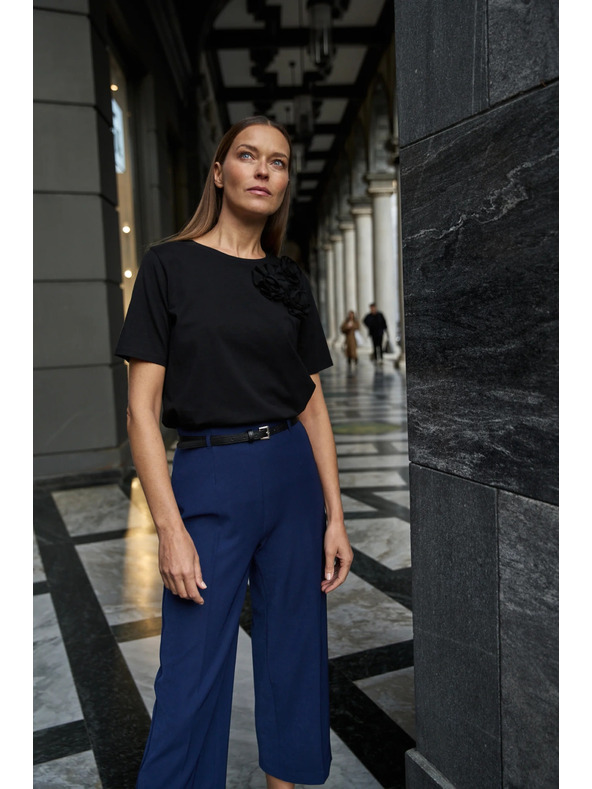 Moodo Fekete pamut póló applikációval Moodo