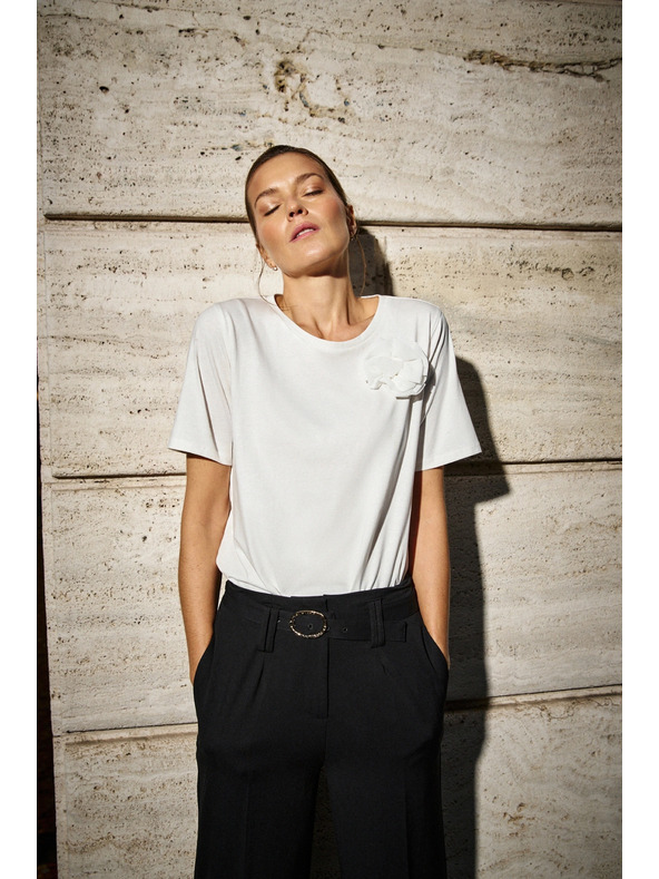 Moodo Fehér virágmintás póló Moodo