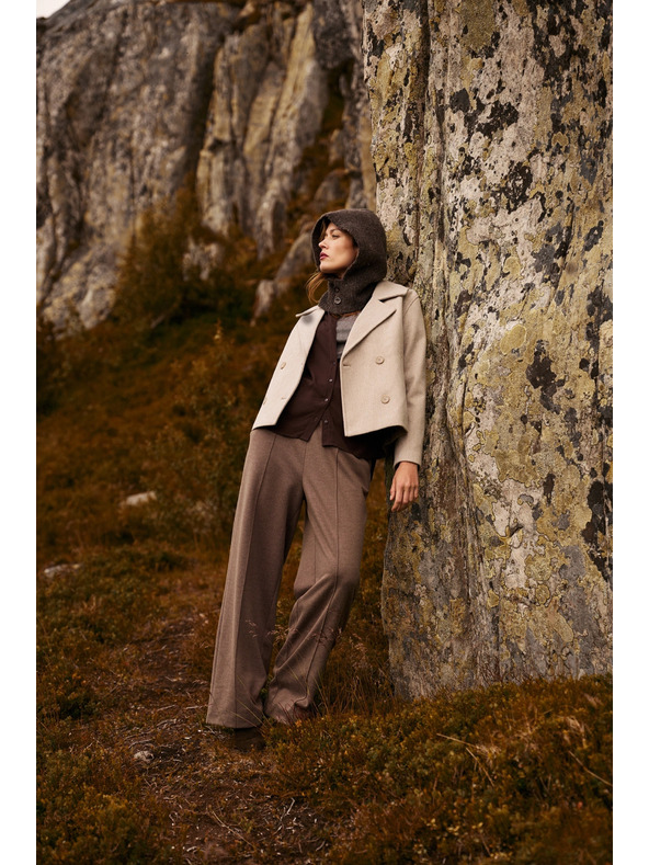 Moodo Rövid bézs kabát Moodo