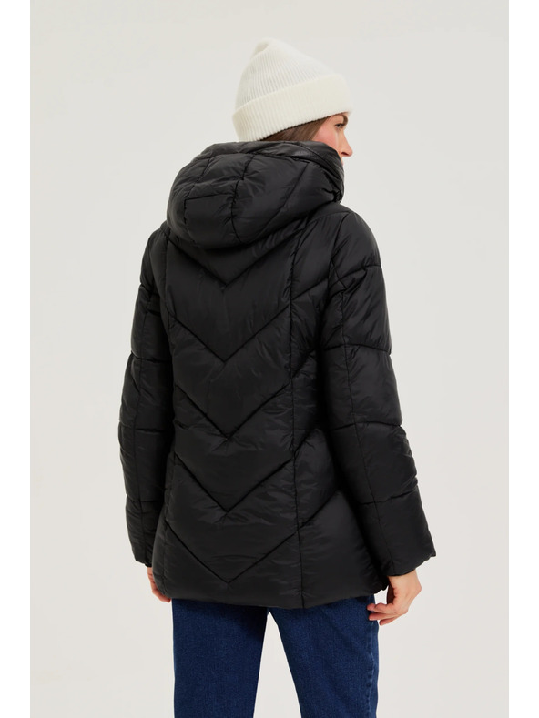 Moodo Moodo steppelt kapucnis fekete kabát